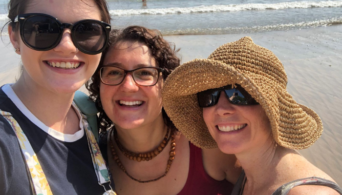 Veronica & friends - Bali CDU midwifery trip