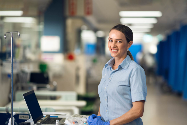 CDU student and nurse Robyn Bennett at the hospital