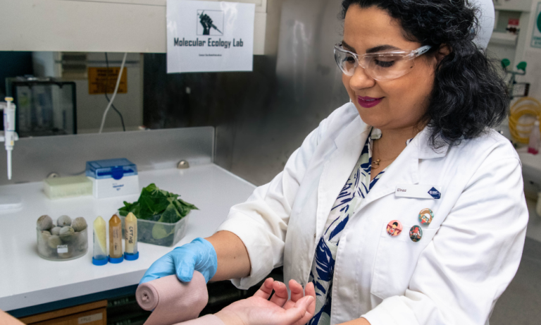 Dr Saki in the laboratory