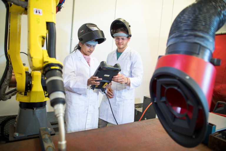 Mechanical engineering students