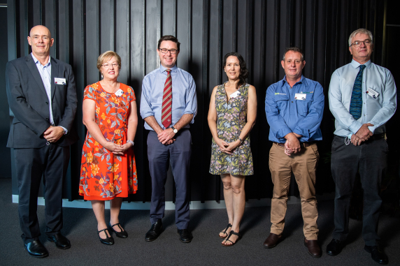 hub-partners-and-minister