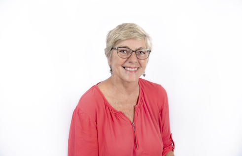 Associate Professor Anne Lowell