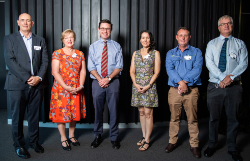 hub-partners-and-minister