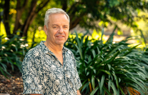 Professor Steven Bird