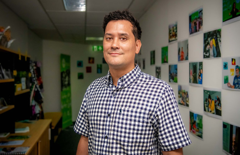 Johnny Howard is studying how refugees use language to settle in to their host country